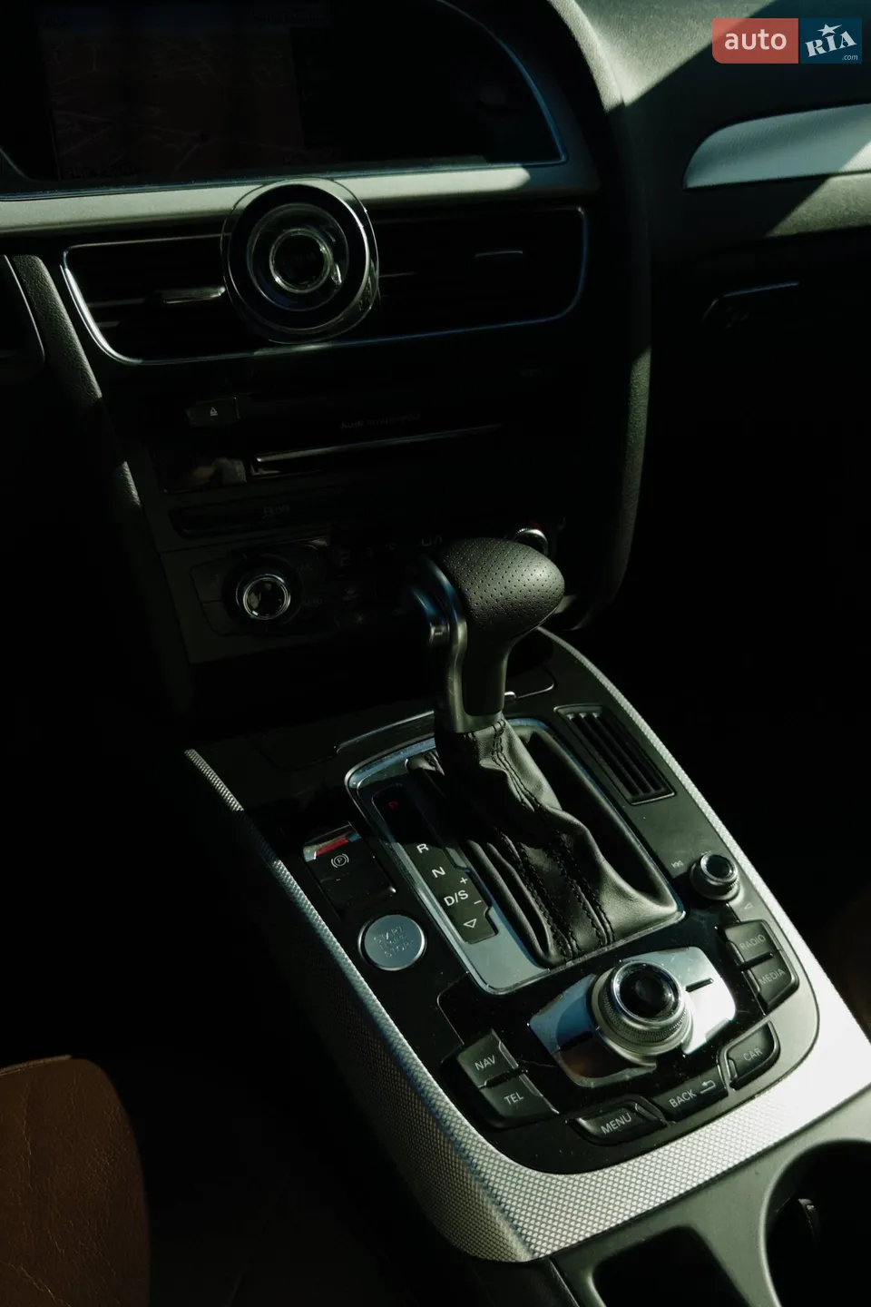2015 Audi A4 - мініатюра 8