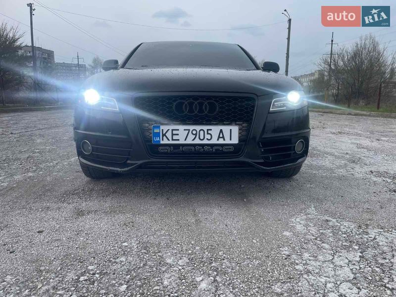 Седан Audi A4 2012 в Дніпрі