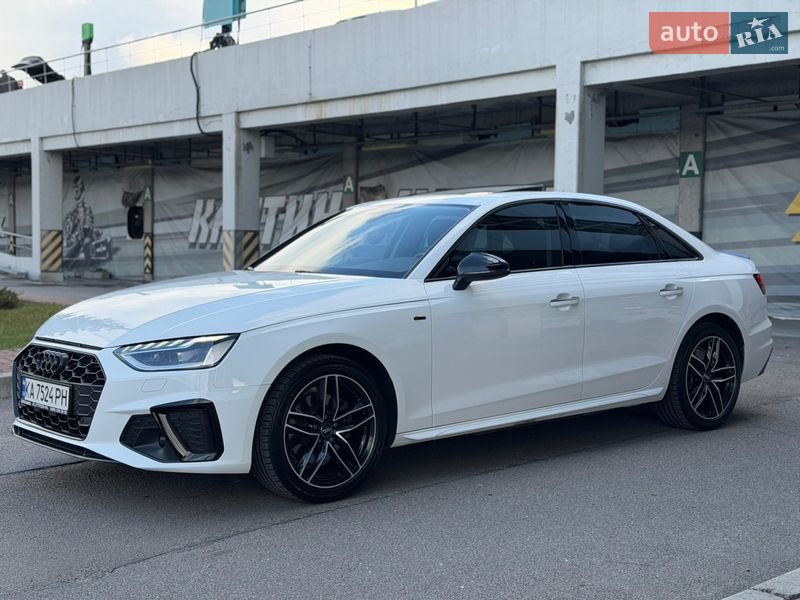 Седан Audi A4 2020 в Киеве
