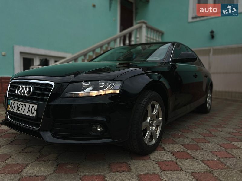Седан Audi A4 2008 в Мукачевому