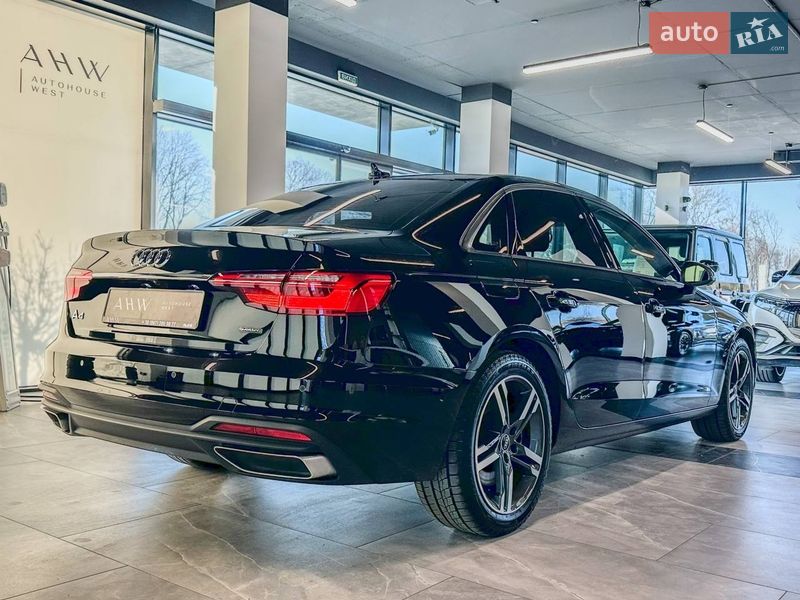 Седан Audi A4 2021 в Львові
