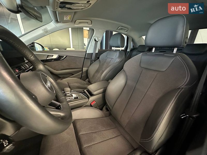 Седан Audi A4 2021 в Львові