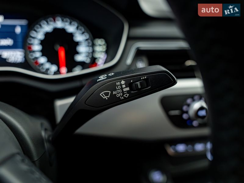 Седан Audi A4 2016 в Киеве фото 15 Седан Audi A4 2016 в Киеве