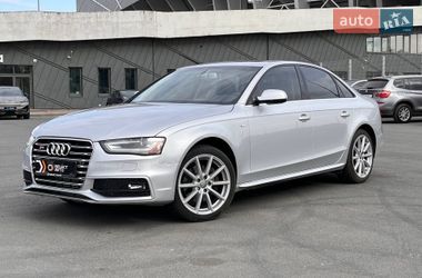 Седан Audi A4 2013 в Львове