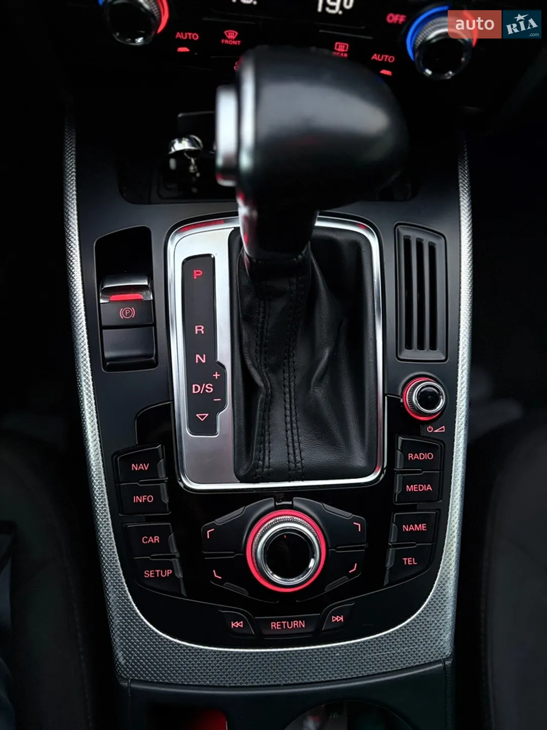 2015 Audi A4 - мініатюра 30
