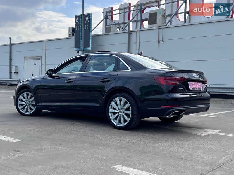 Седан Audi A4 2019 в Киеве