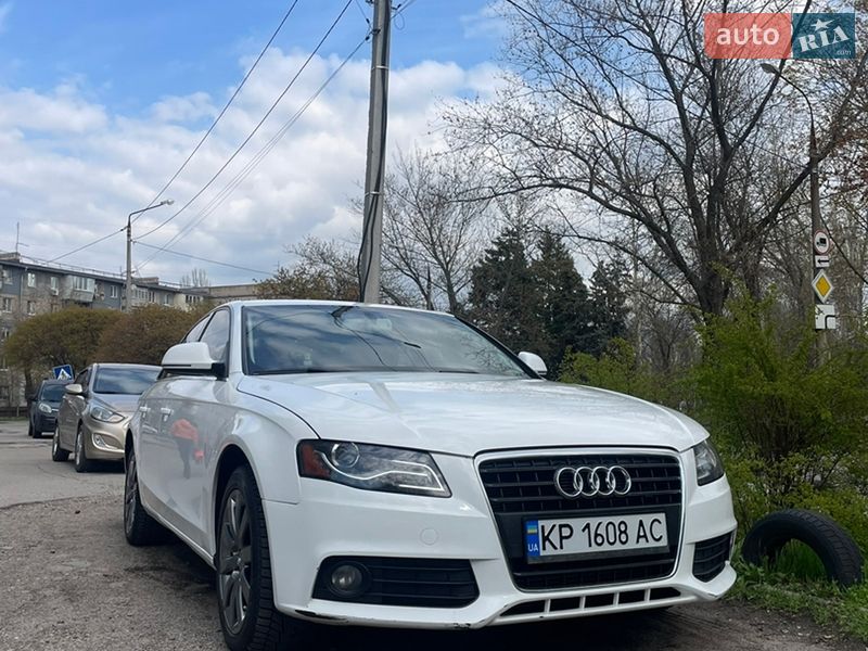 Седан Audi A4 2009 в Запорожье
