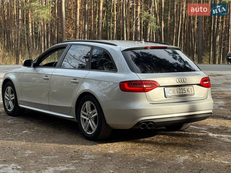 Универсал Audi A4 2012 в Киеве