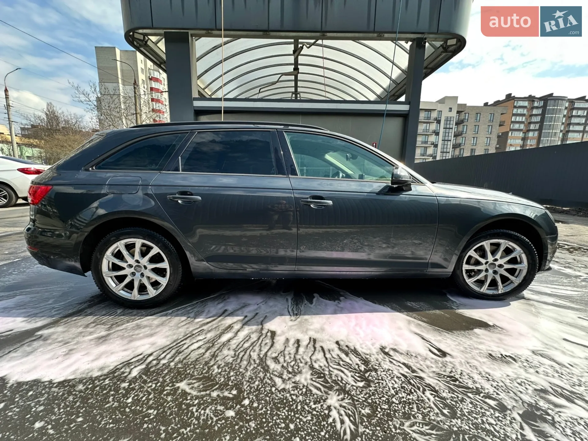 2016 Audi A4 - мініатюра 25