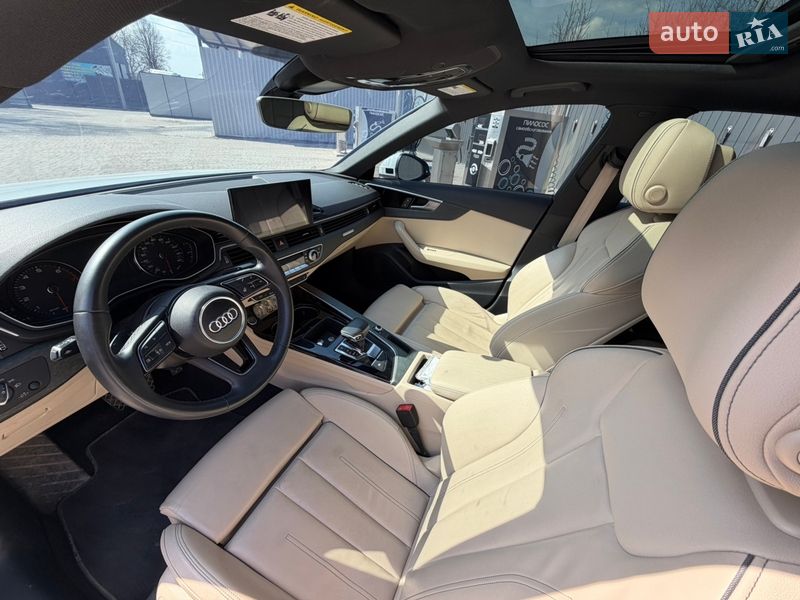 Седан Audi A4 2021 в Виннице