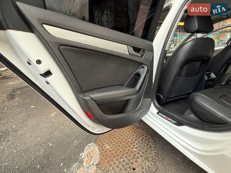 Седан Audi A4 2014 в Одессе