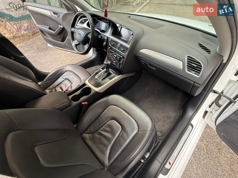 Седан Audi A4 2014 в Одессе