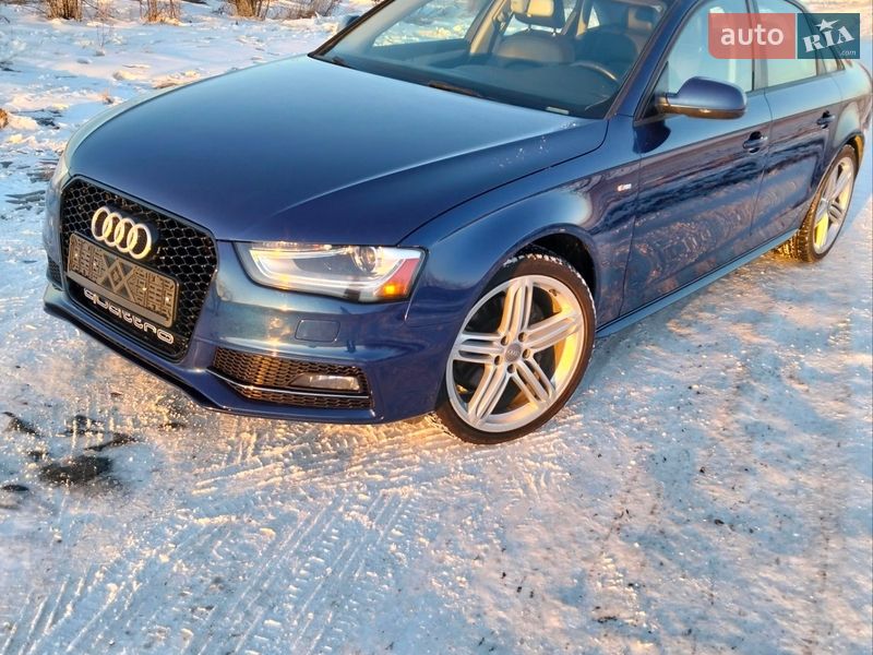 Седан Audi A4 2015 в Рівному