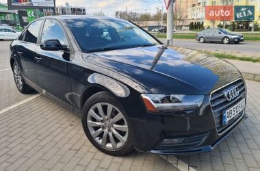Седан Audi A4 2012 в Виннице
