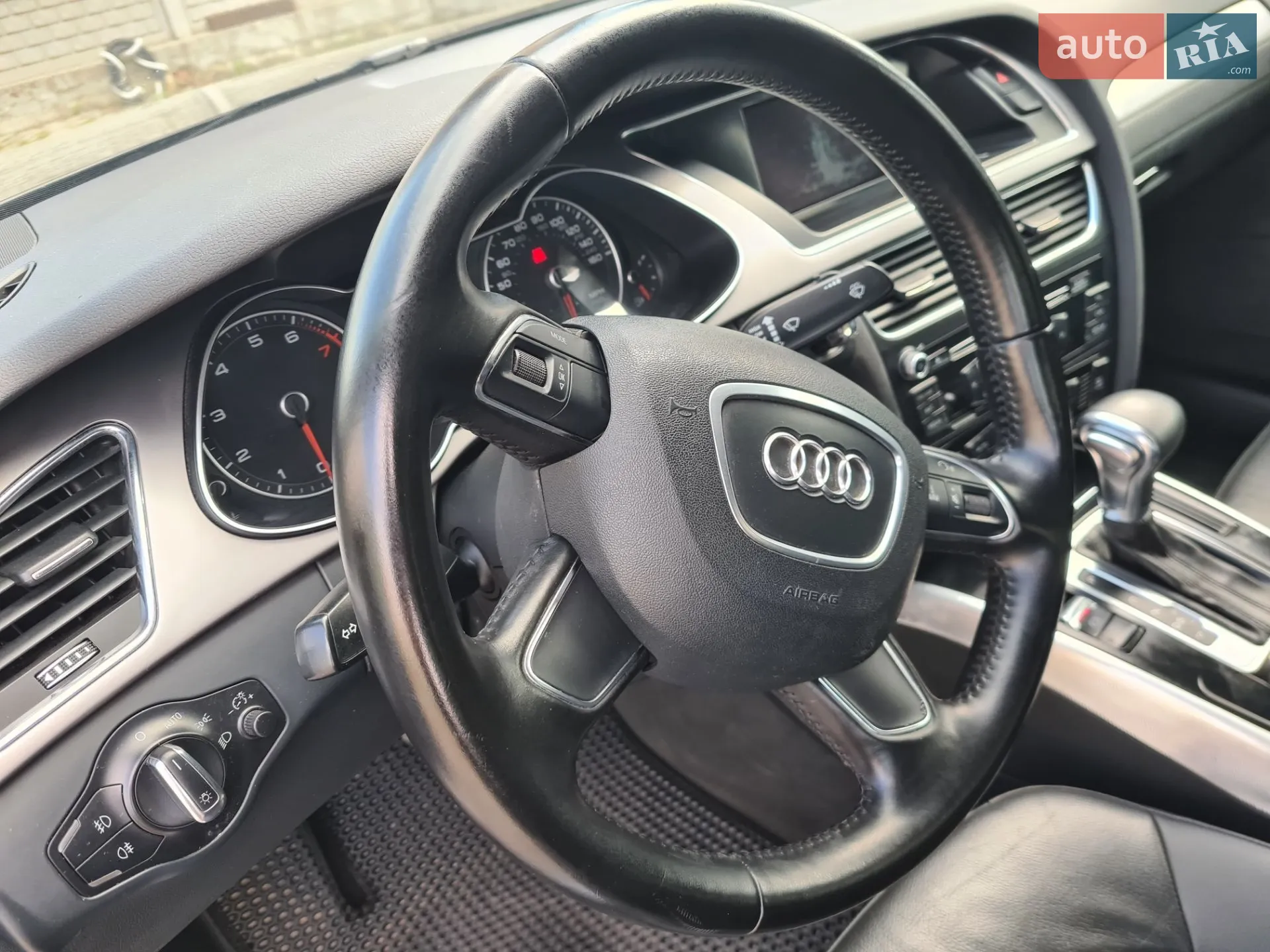 2012 Audi A4 - мініатюра 19