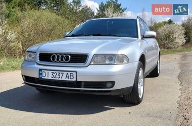 Универсал Audi A4 1999 в Яворове