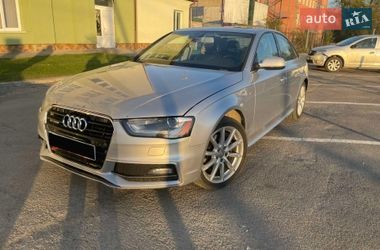 Седан Audi A4 2015 в Львове