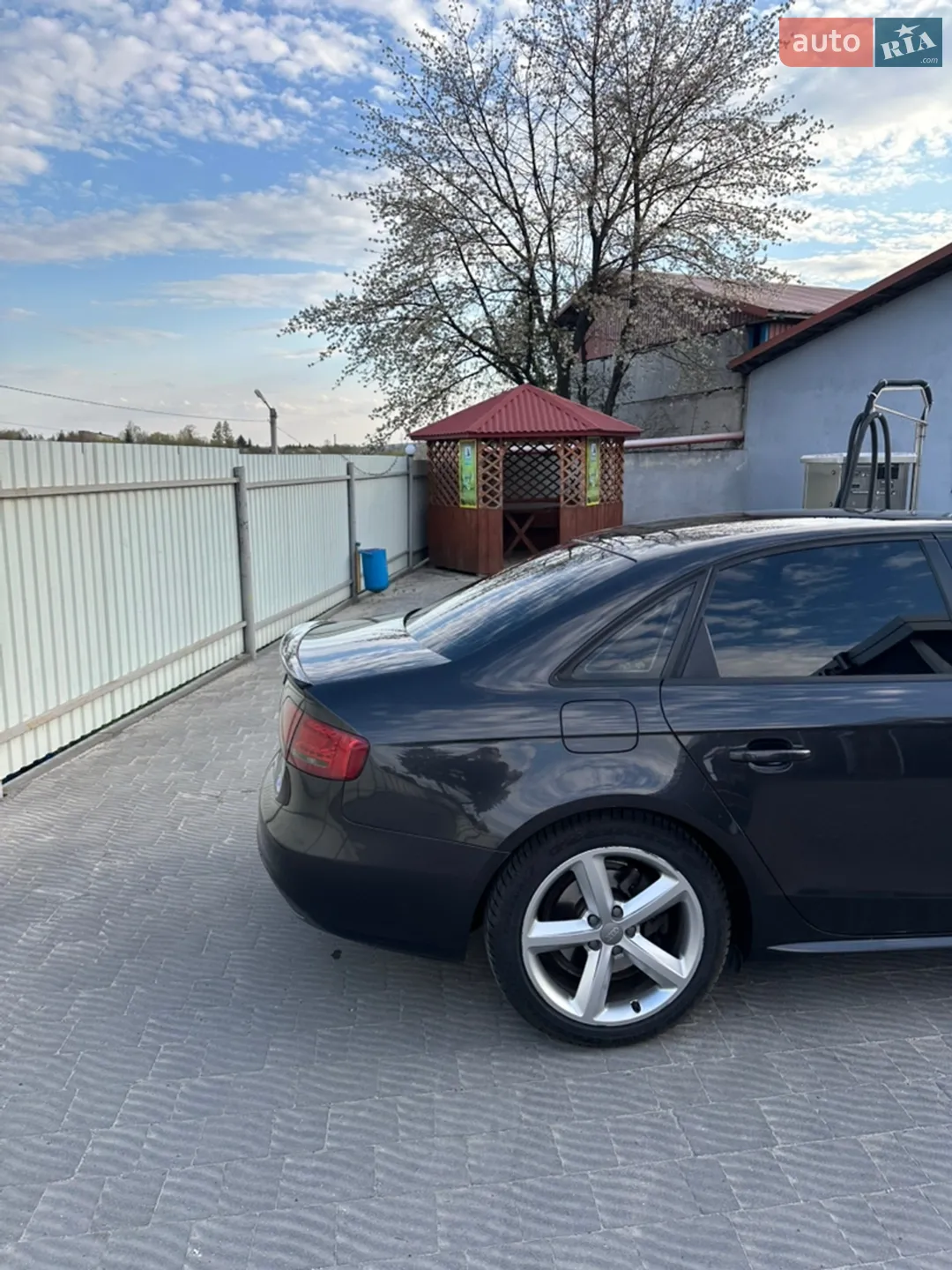 2010 Audi A4 - мініатюра 15