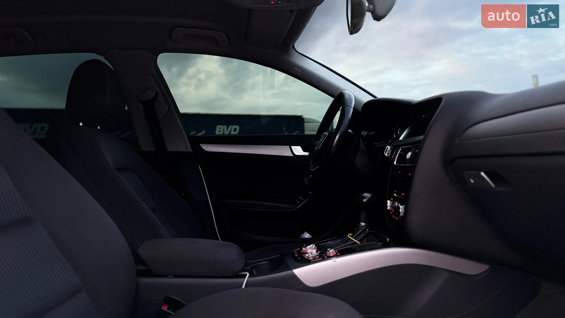 2013 Audi A4 - мініатюра 35