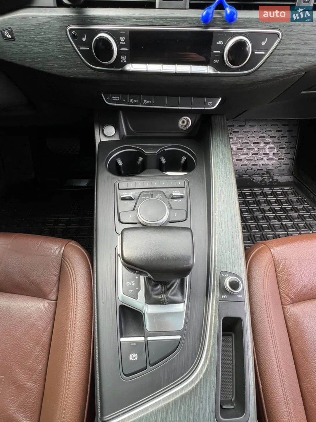 2016 Audi A4 - мініатюра 13
