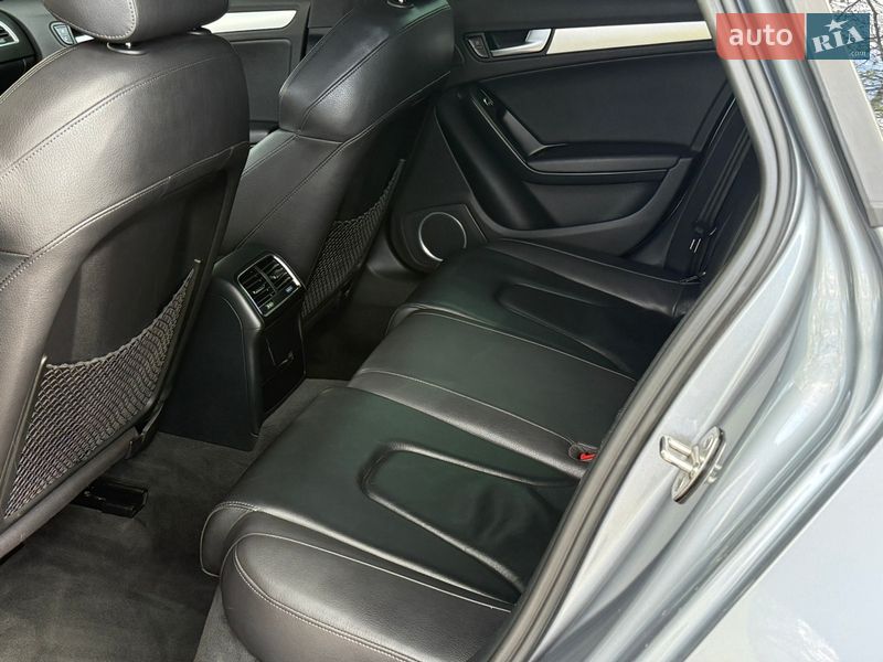Седан Audi A4 2014 в Хмельницком