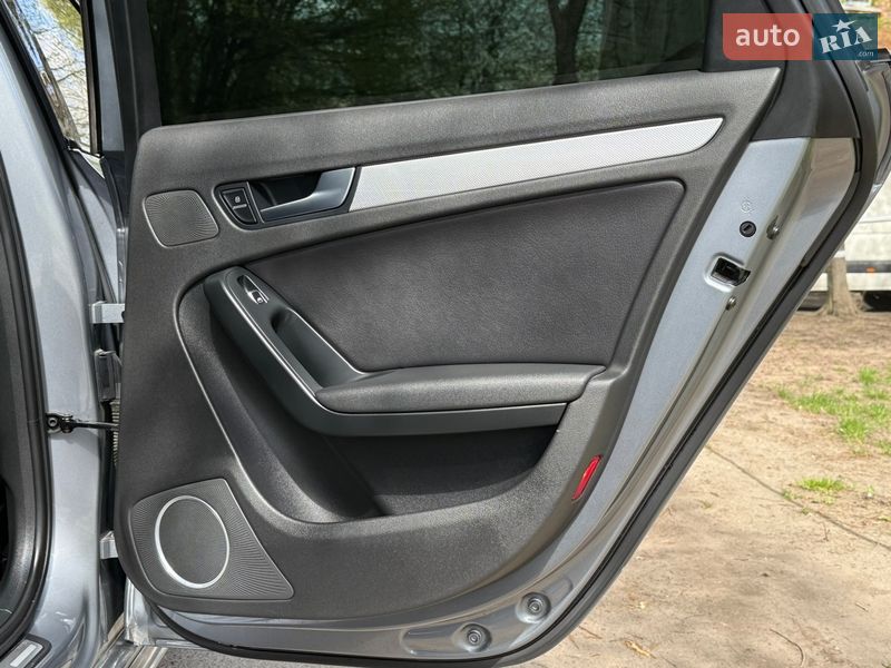 Седан Audi A4 2014 в Хмельницком