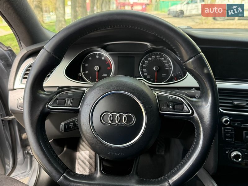 Седан Audi A4 2014 в Хмельницком