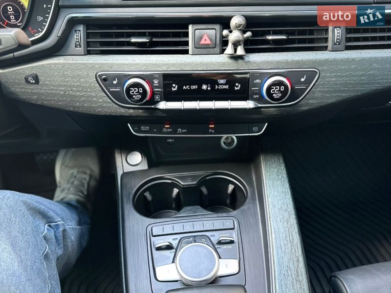 Седан Audi A4 2017 в Виннице