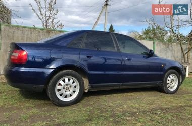 Седан Audi A4 1998 в Лесном Хлебичине