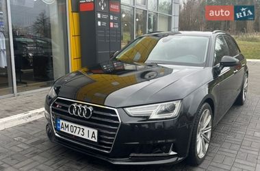 Універсал Audi A4 2016 в Києві
