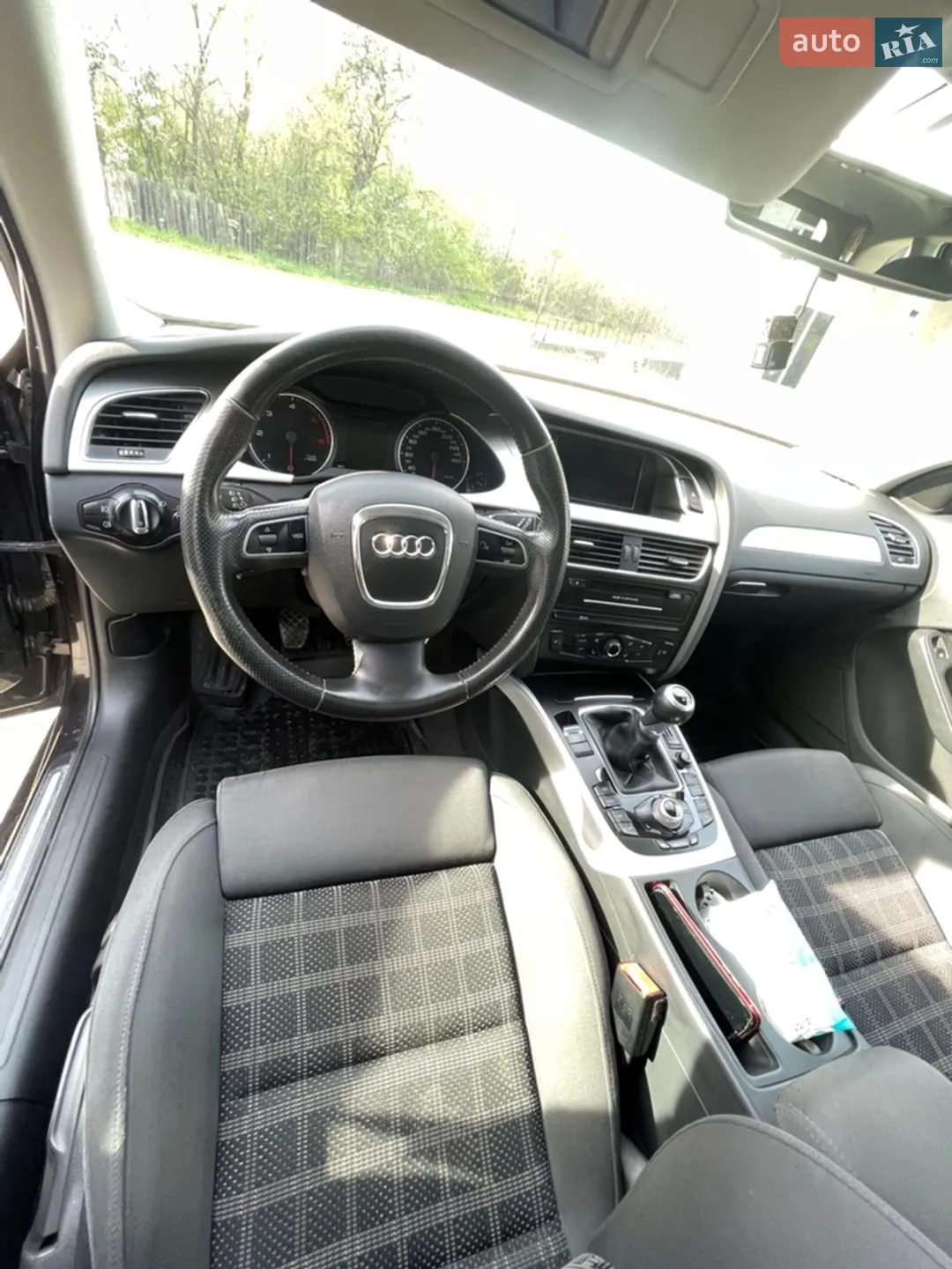 2011 Audi A4 - мініатюра 12
