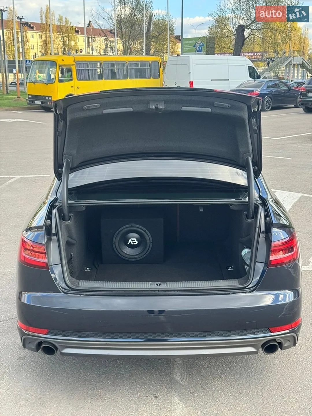 2017 Audi A4 - мініатюра 20