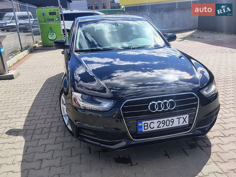 Седан Audi A4 2015 в Сокале