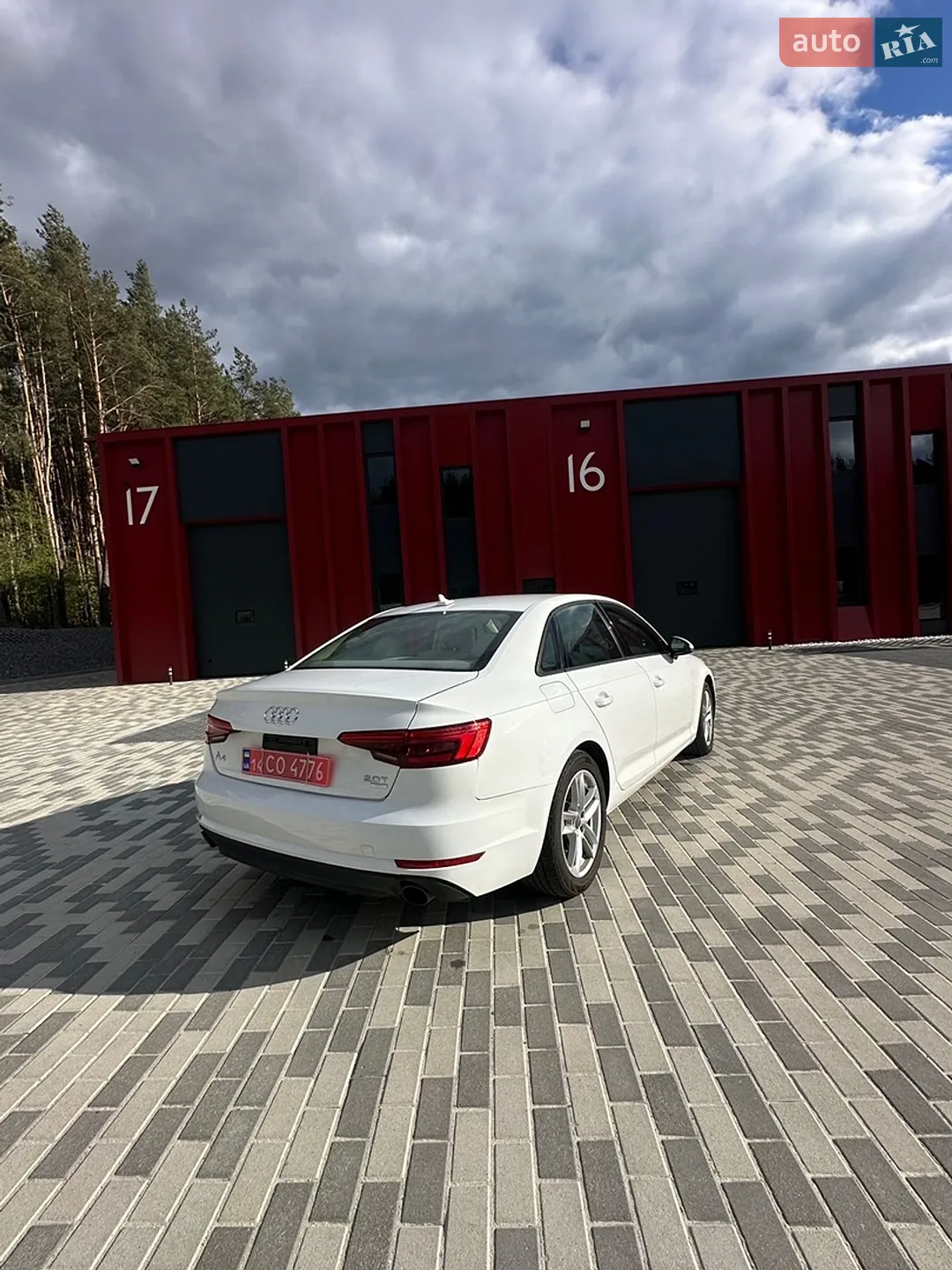 2017 Audi A4 - мініатюра 13