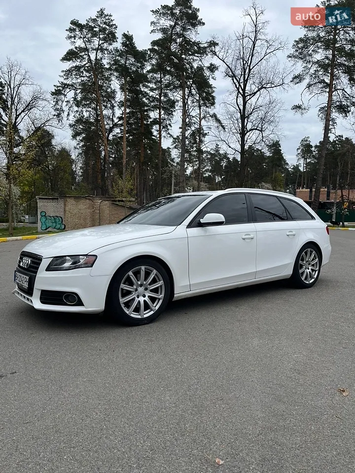 2010 Audi A4 - мініатюра 16