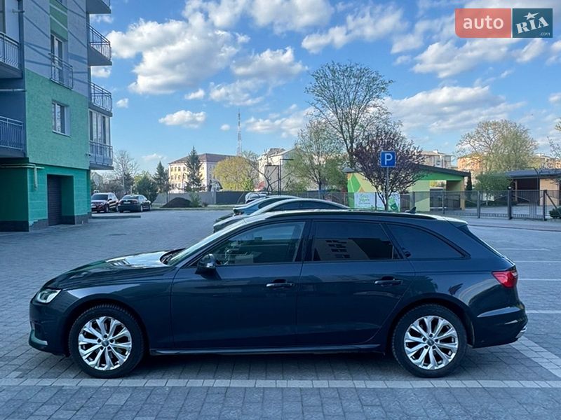 Универсал Audi A4 2019 в Ивано-Франковске