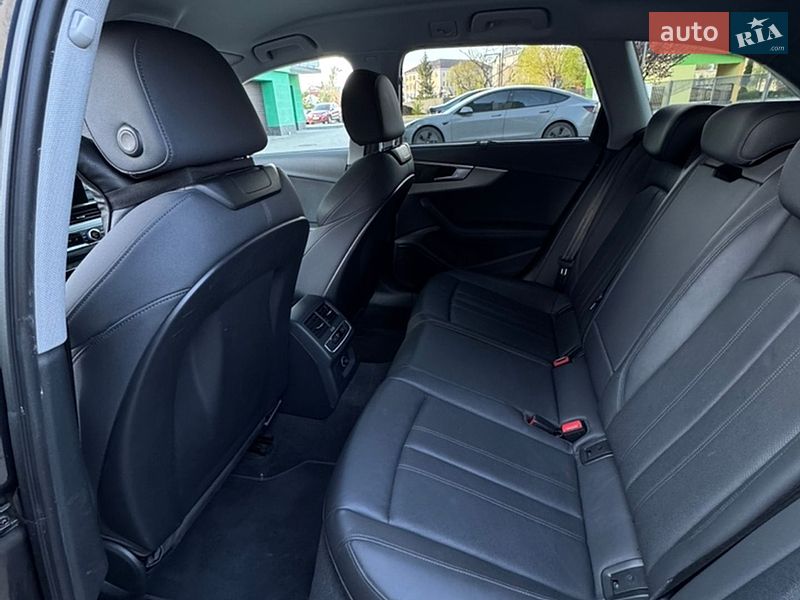 Универсал Audi A4 2019 в Ивано-Франковске