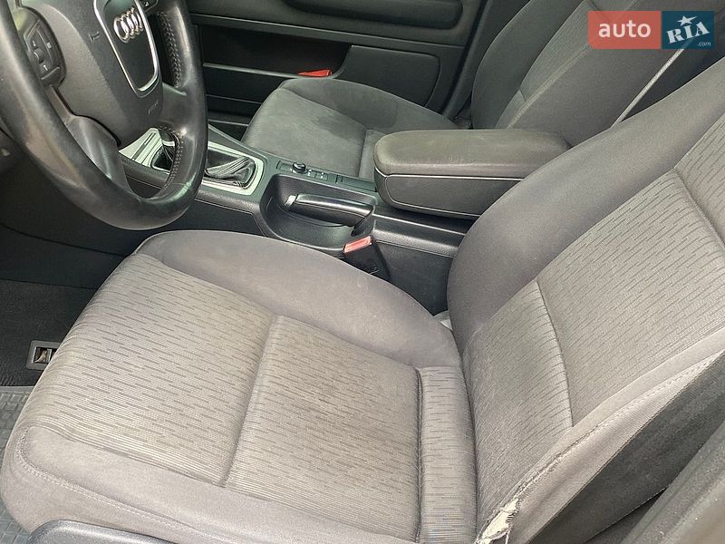 Седан Audi A4 2005 в Харькове