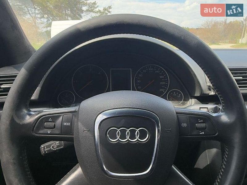 Седан Audi A4 2002 в Днепре