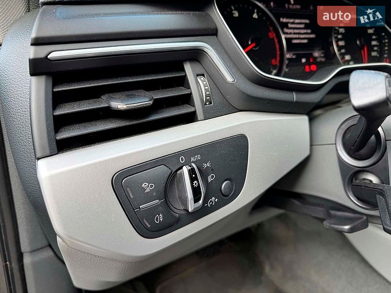 Універсал Audi A4 2016 в Києві