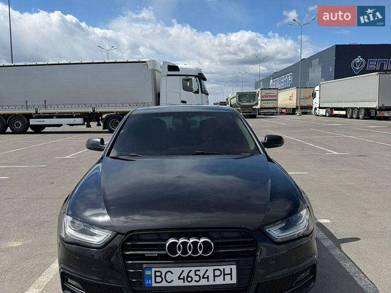 Audi A4 2014