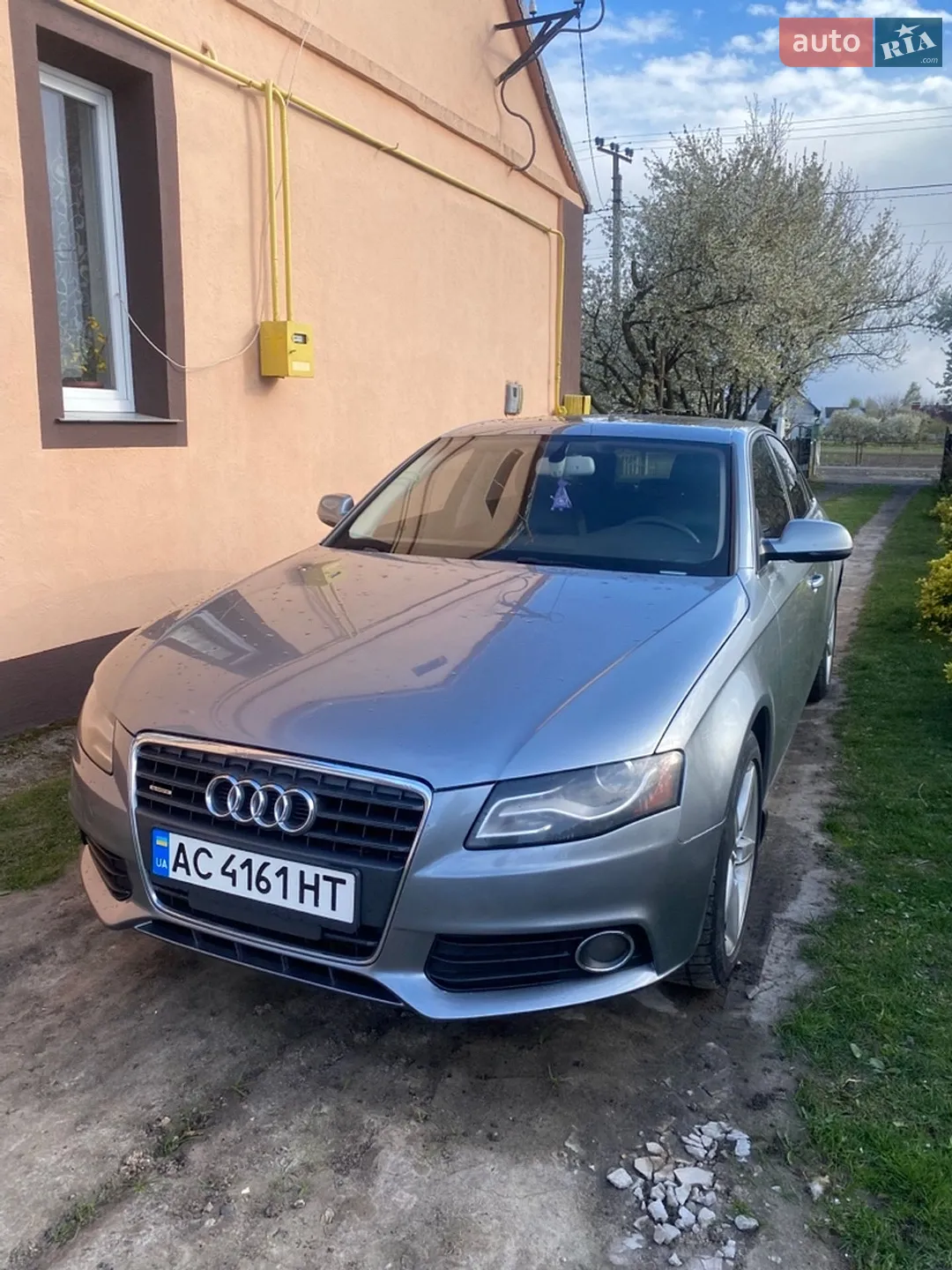 2011 Audi A4 - мініатюра 2