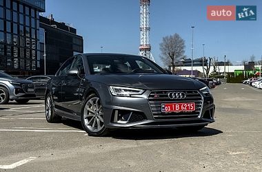 Седан Audi A4 2019 в Києві