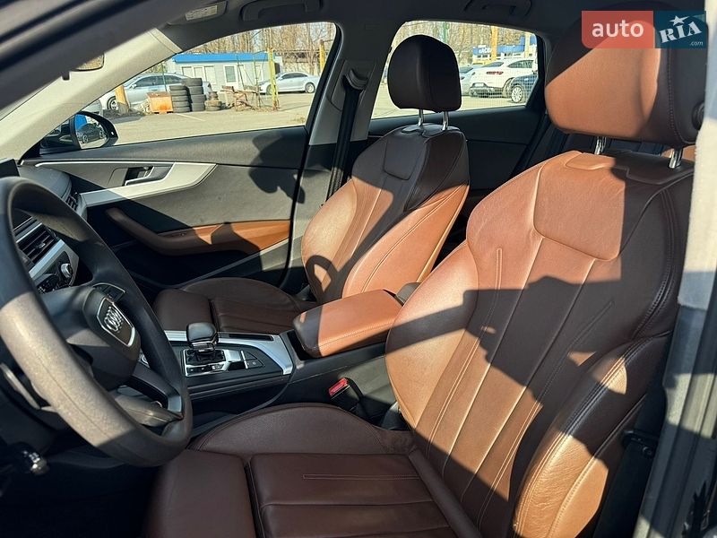 Седан Audi A4 2016 в Києві