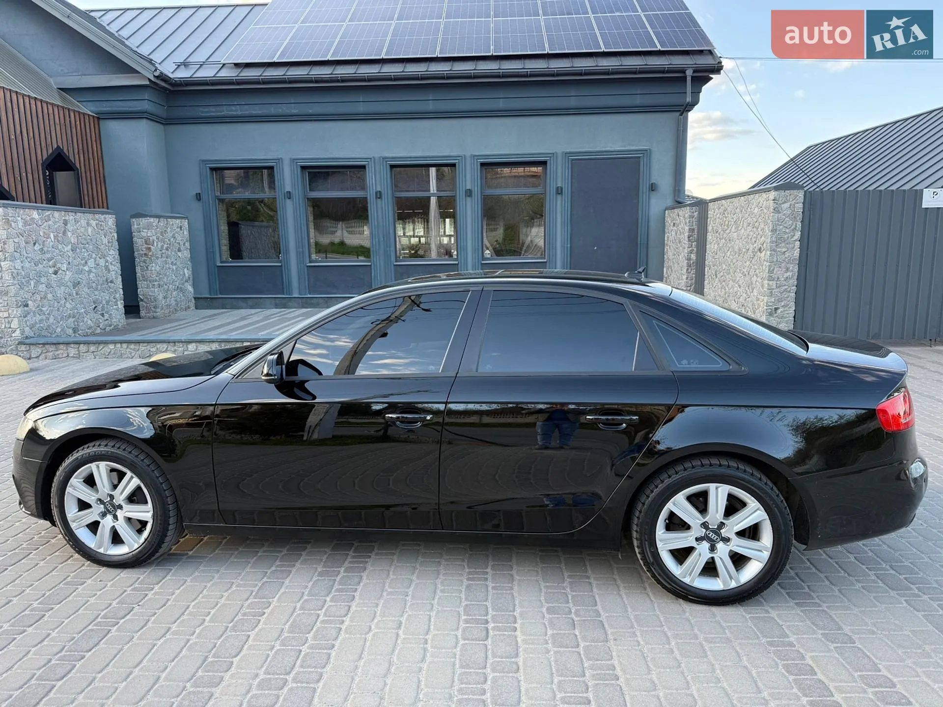 2010 Audi A4 - мініатюра 6