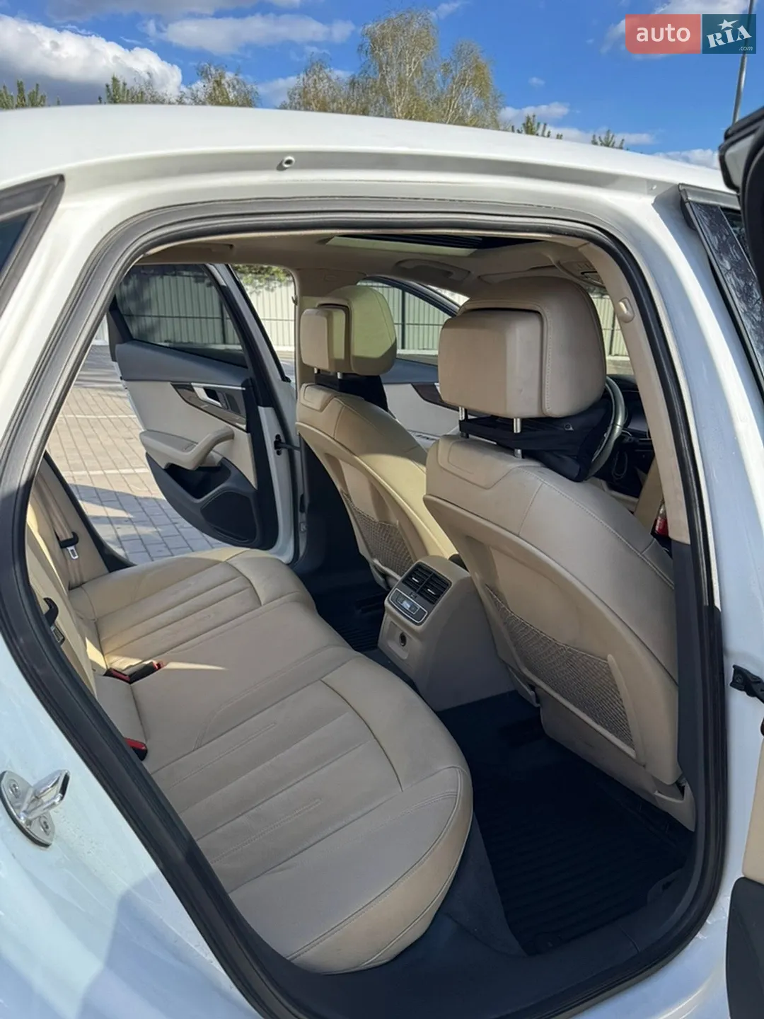 2016 Audi A4 - мініатюра 9