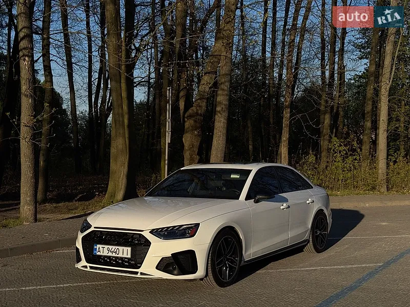 Audi A4 2023