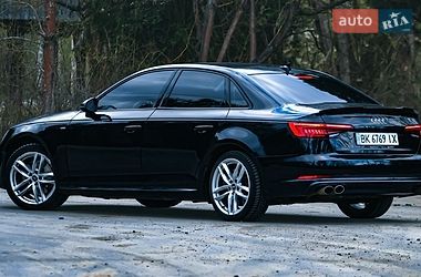 Седан Audi A4 2016 в Ивано-Франковске