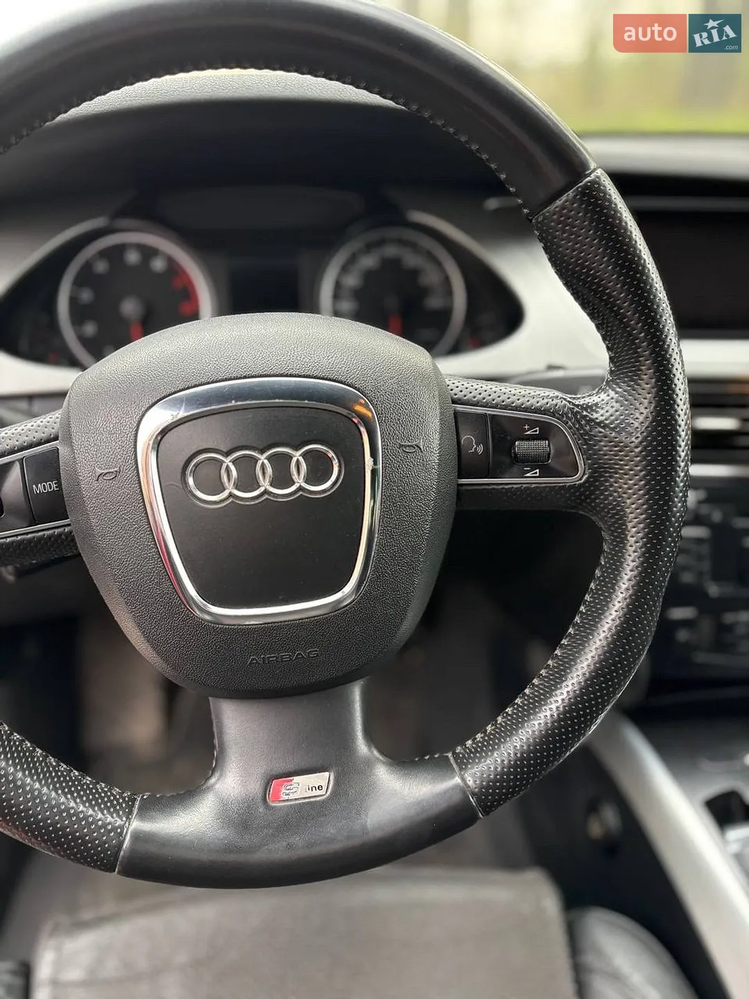 2011 Audi A4 - мініатюра 14