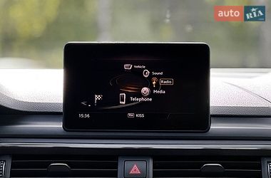 Седан Audi A4 2016 в Львове